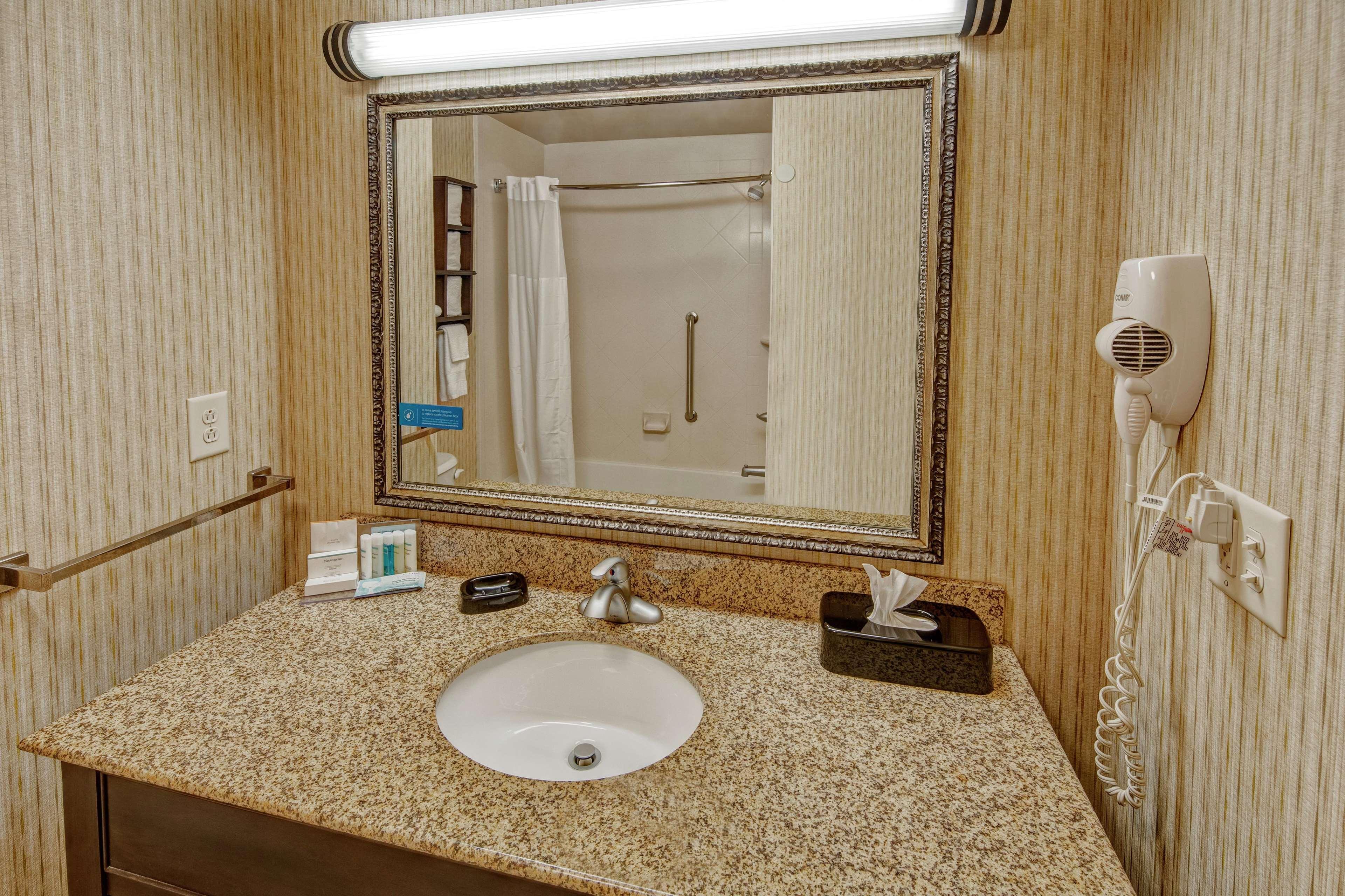 Hampton Inn Blytheville Buitenkant foto