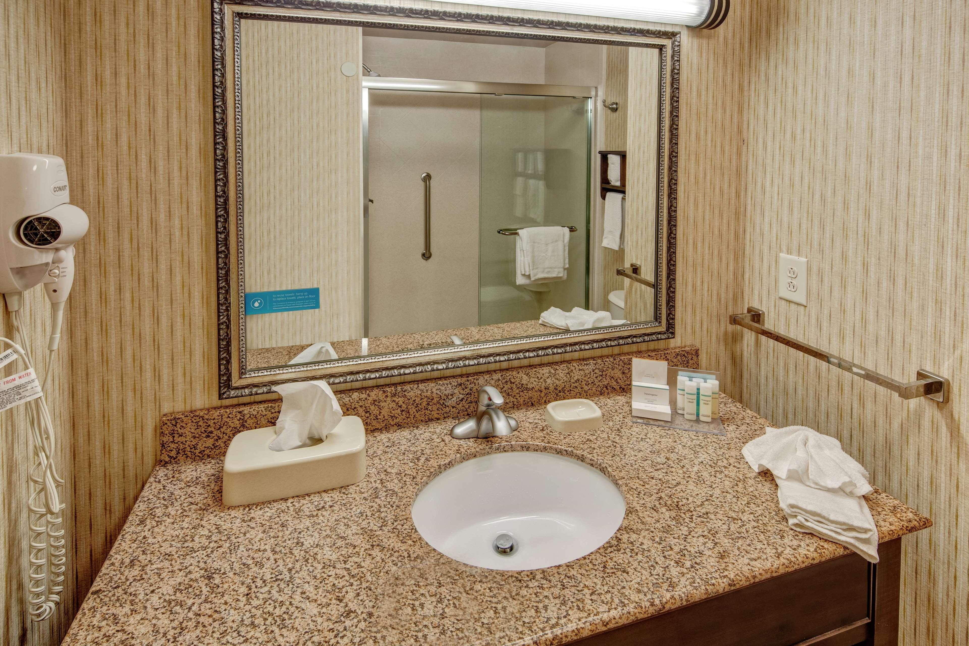 Hampton Inn Blytheville Buitenkant foto