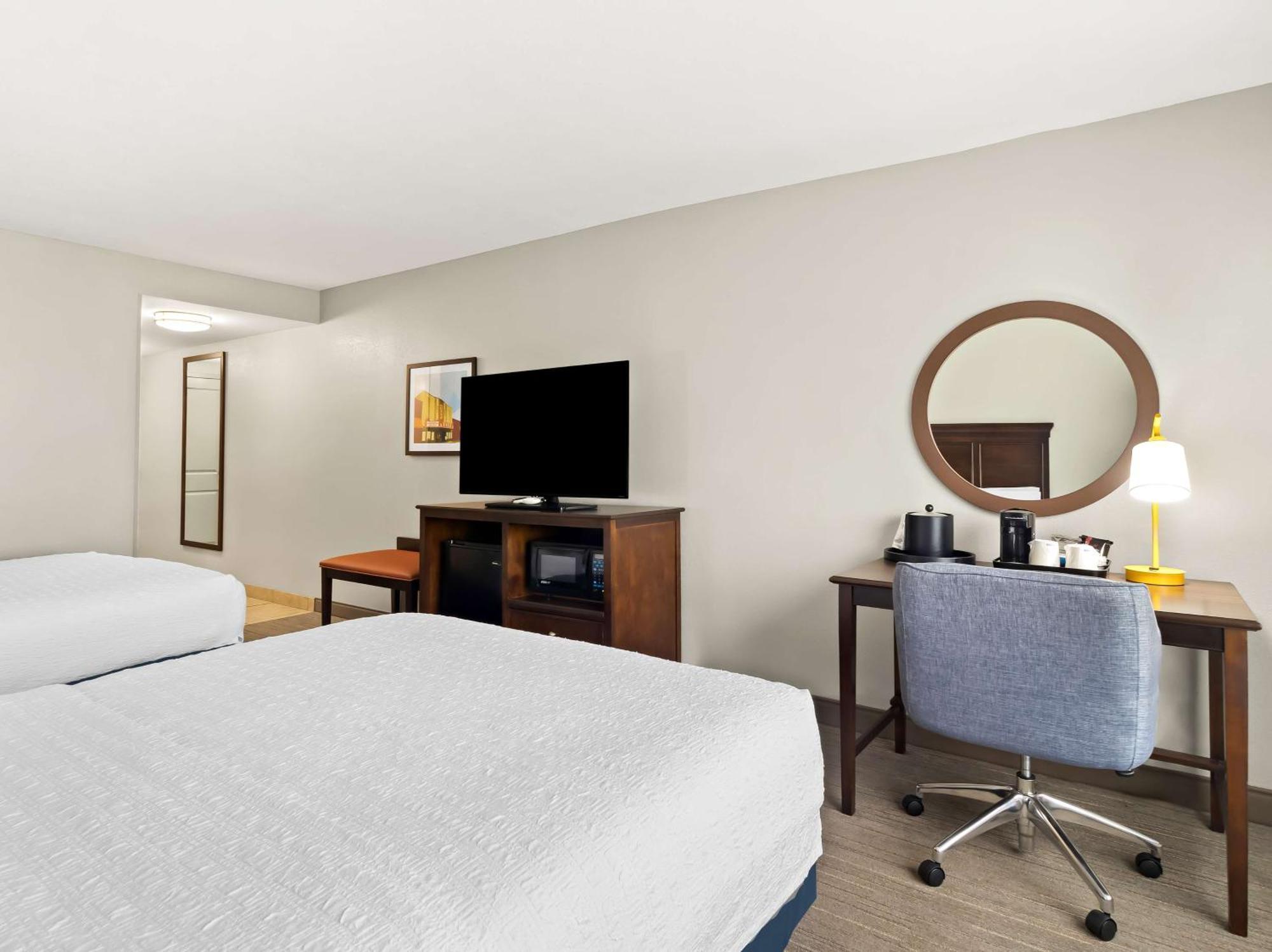 Hampton Inn Blytheville Buitenkant foto