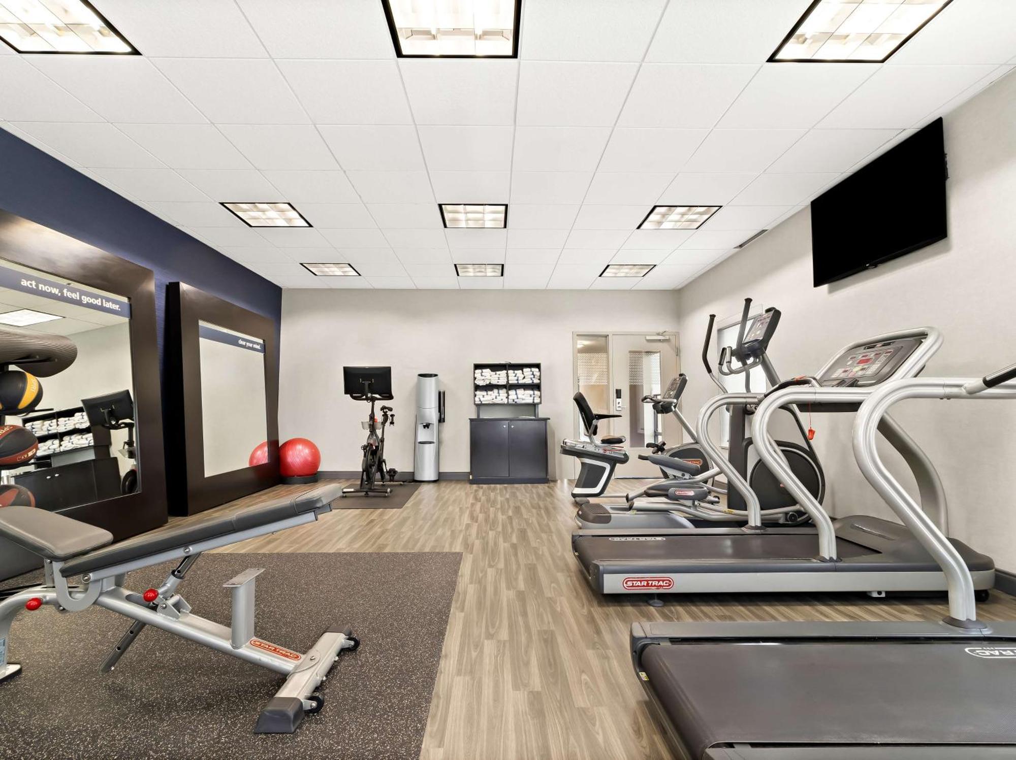 Hampton Inn Blytheville Buitenkant foto